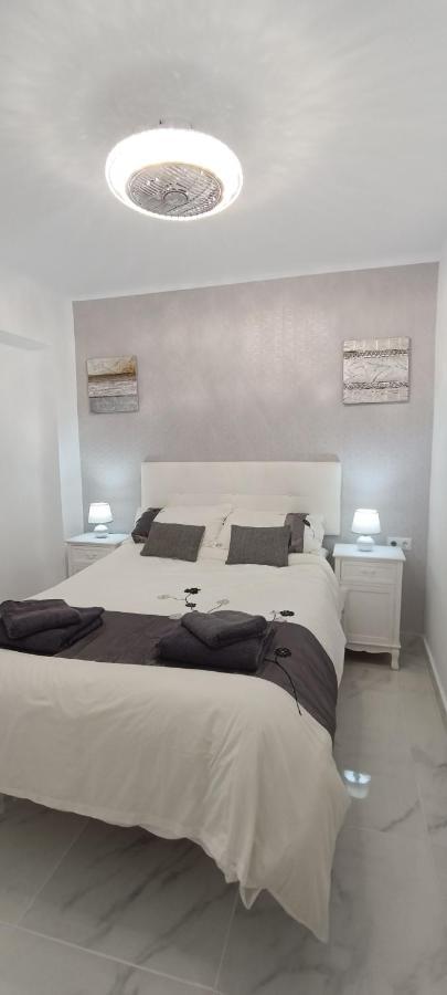 Pmt16 - Large City Apartment On The Beach Torrevieja Exterior photo
