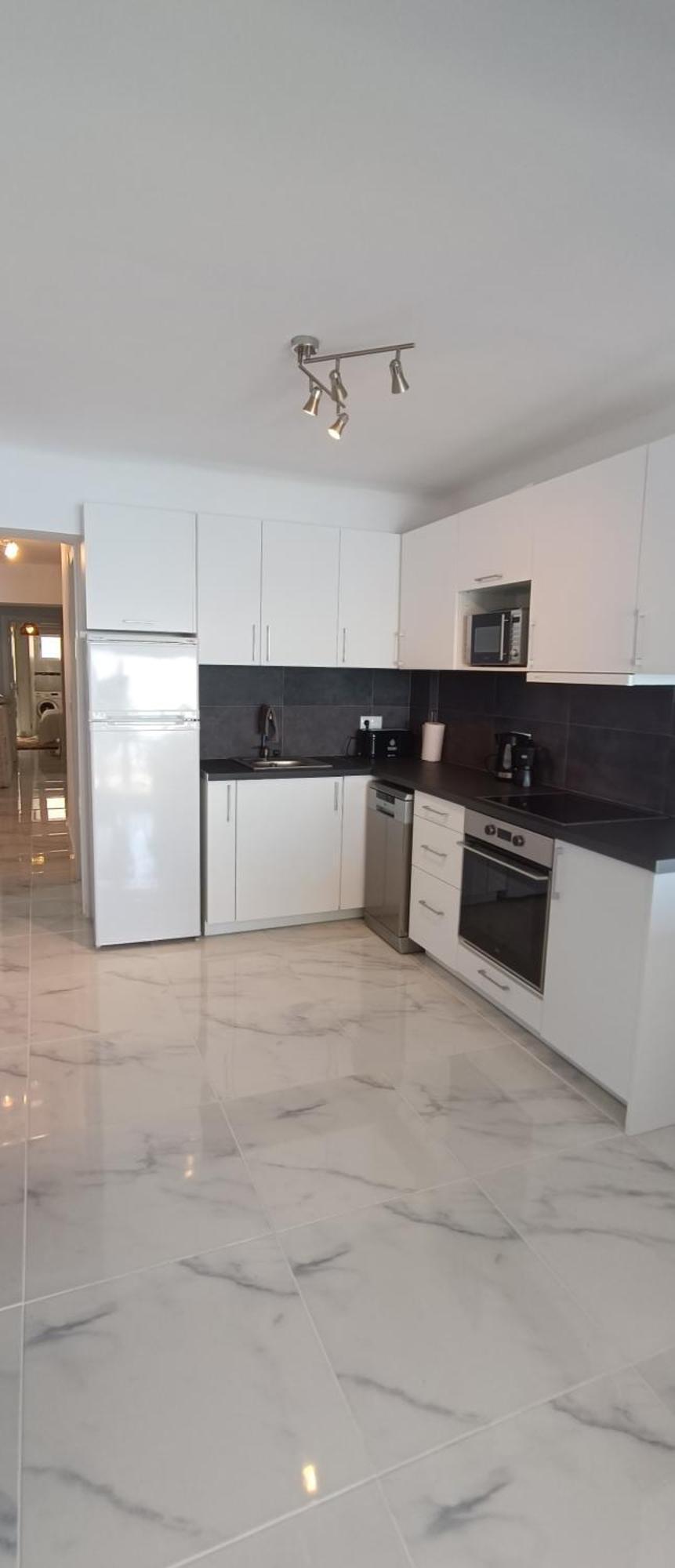 Pmt16 - Large City Apartment On The Beach Torrevieja Exterior photo