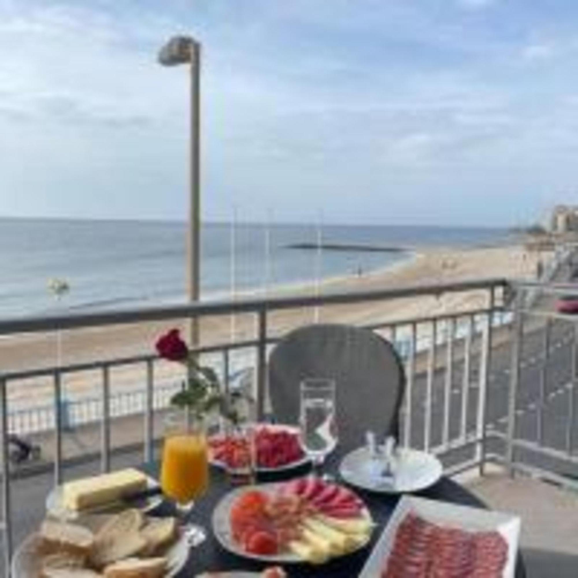 Pmt16 - Large City Apartment On The Beach Torrevieja Exterior photo